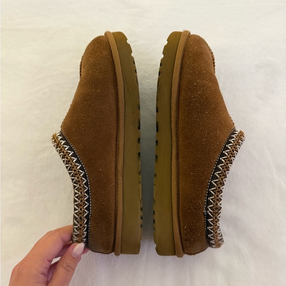 UGG Women's Tasman Slippers Size 9 - Picture 4 of 5